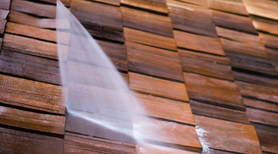 Professional gutter cleaning in Centerville, TN